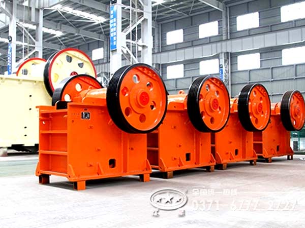 石灰石破碎機(jī)價格創(chuàng)臨界點，回饋顧客還是低價戰(zhàn)