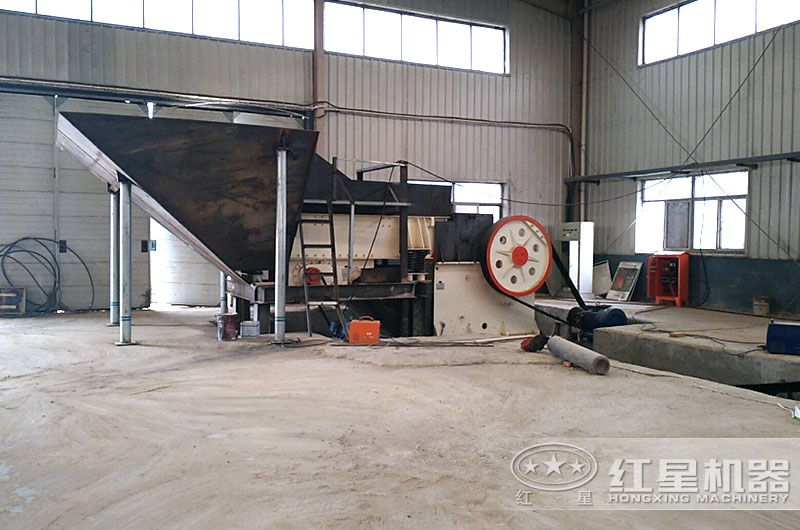 廣西客戶現(xiàn)場（顎式破碎機(jī)）