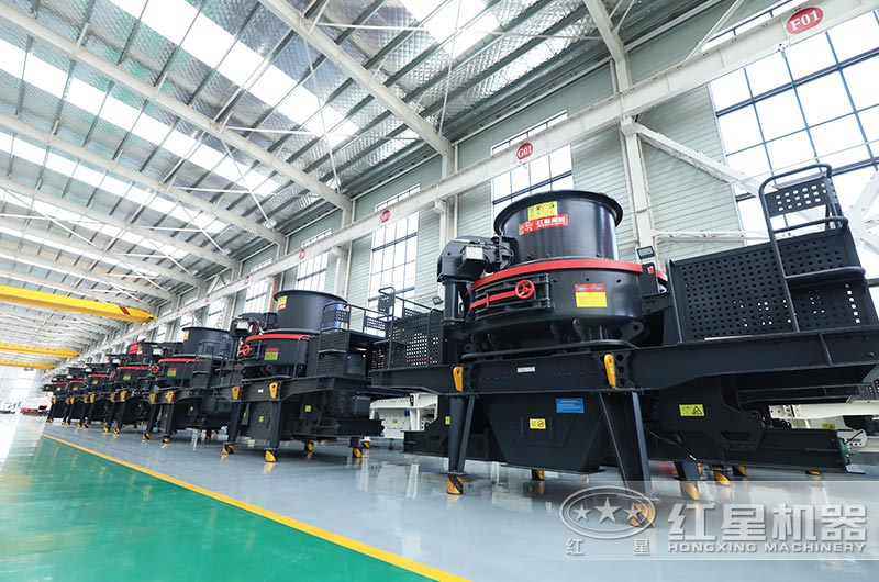 粉碎沙好，還是自然沙好？粉碎沙機設(shè)備多少錢一套？