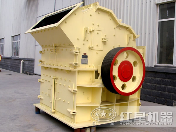 PXJ800×600型石灰石高產(chǎn)細(xì)碎機(jī)_小功率，大能力，值得一看