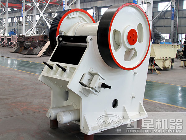 對比傳統(tǒng)鄂破機(jī)，新一代歐版鄂式破碎機(jī)具有哪些優(yōu)勢？