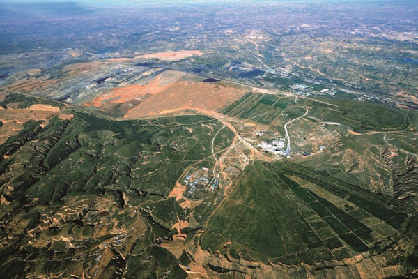 推動(dòng)綠色礦山建設(shè)，紅星破碎機(jī)廠家鼎力相助