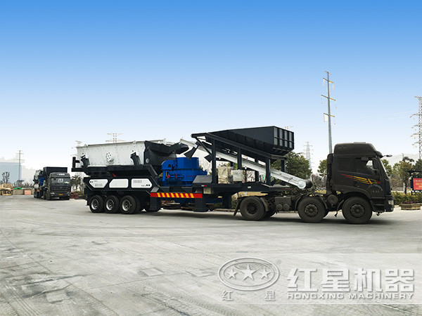 車載式移動制砂機入駐云貴地區(qū)，拉動當地經濟發(fā)展