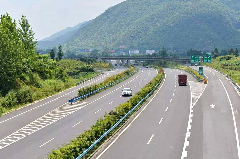 公路瀝青用礦粉設(shè)備多少錢一套？