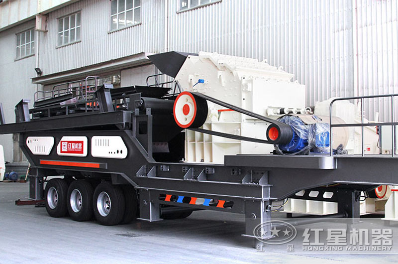 大型車載碎石機(jī)價(jià)格一臺(tái)是多少錢？|移動(dòng)碎石機(jī)報(bào)價(jià)