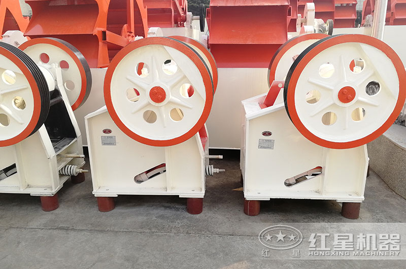 10-20噸小型石子破碎機多少錢？